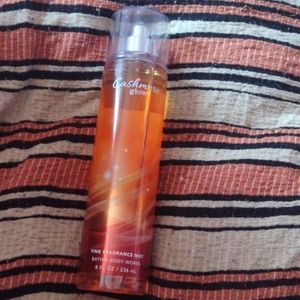 Bath and body works spray cashmere glow